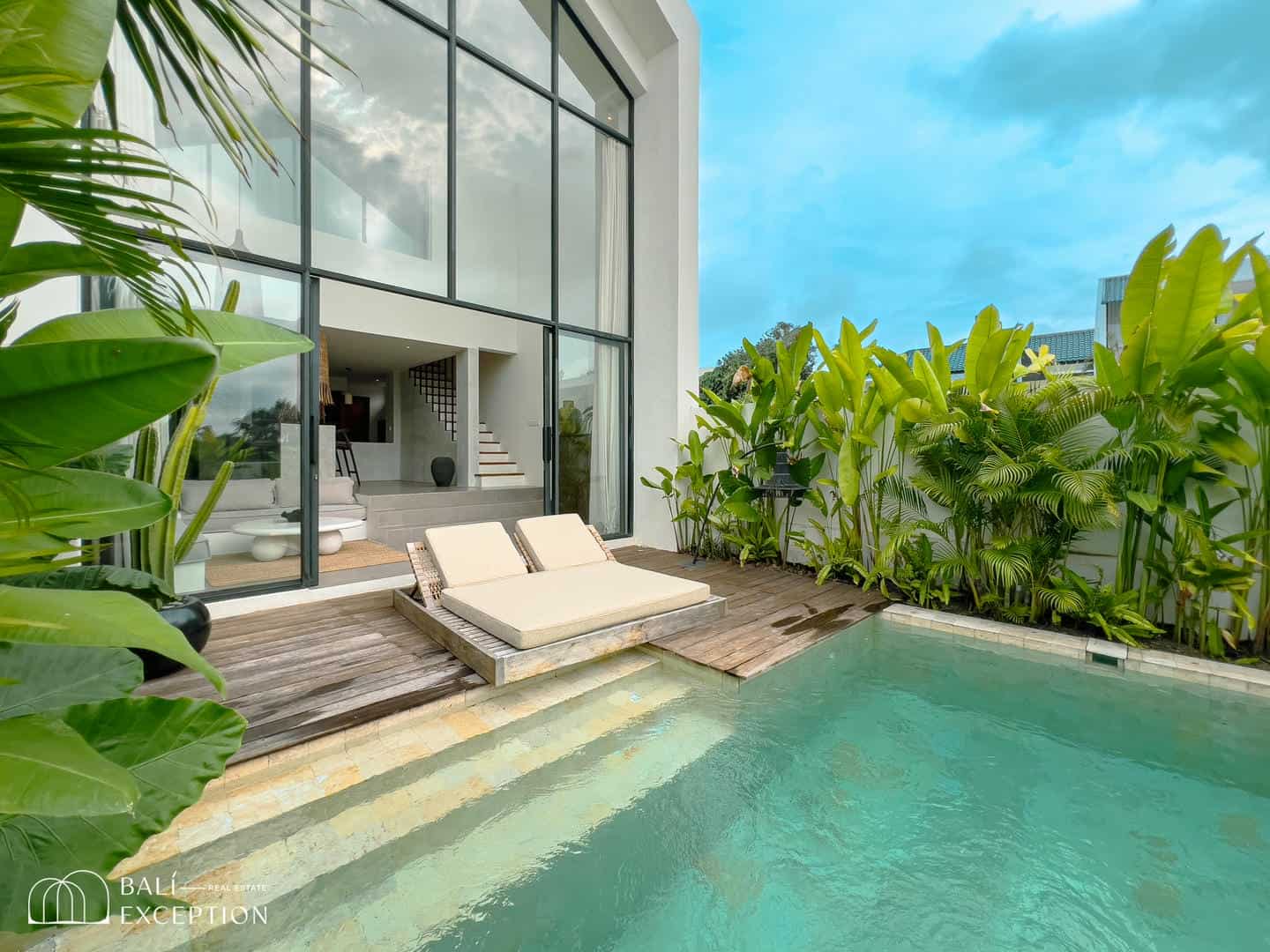 OFFPLAN 2 BEDROOM VILLA FOR SALE LEASEHOLD IN TUMBAK BAYUH BE-675