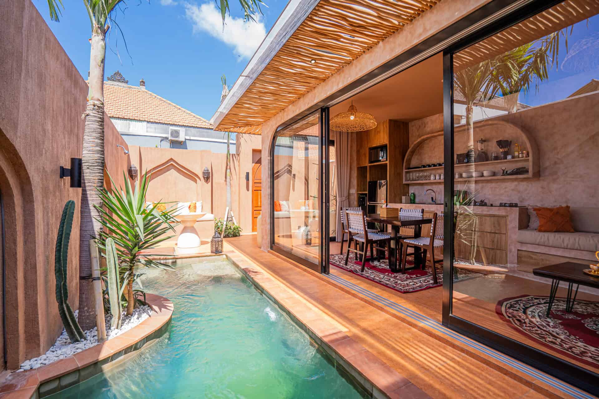 STYLISH MOROCCAN INSPIRED 1 BEDROOM VILLA FOR SALE LEASEHOLD IN PERERENAN BE-809