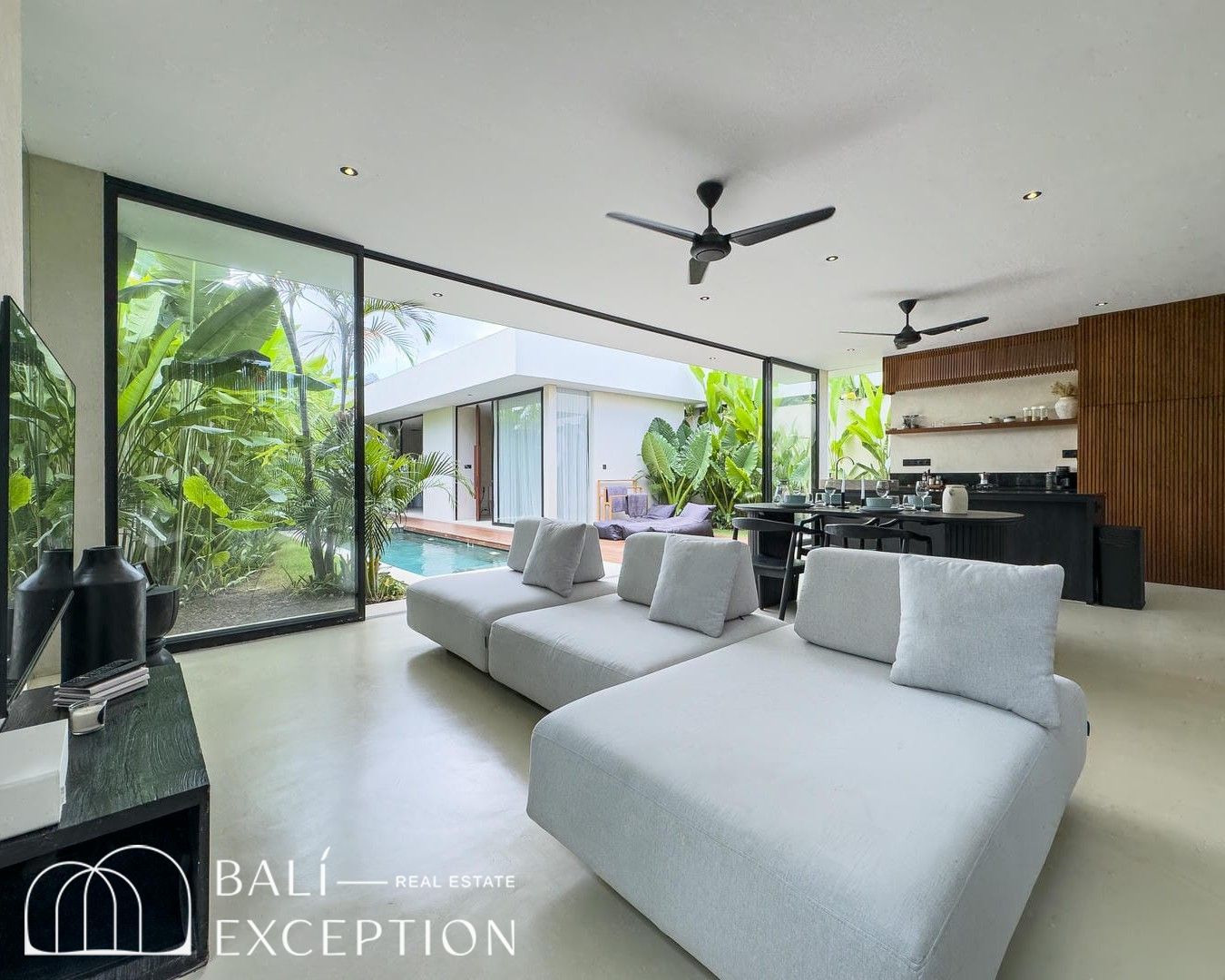 READY NOW 2 BEDROOM VILLA FOR SALE LEASEHOLD IN KEROBOKAN BE-3022