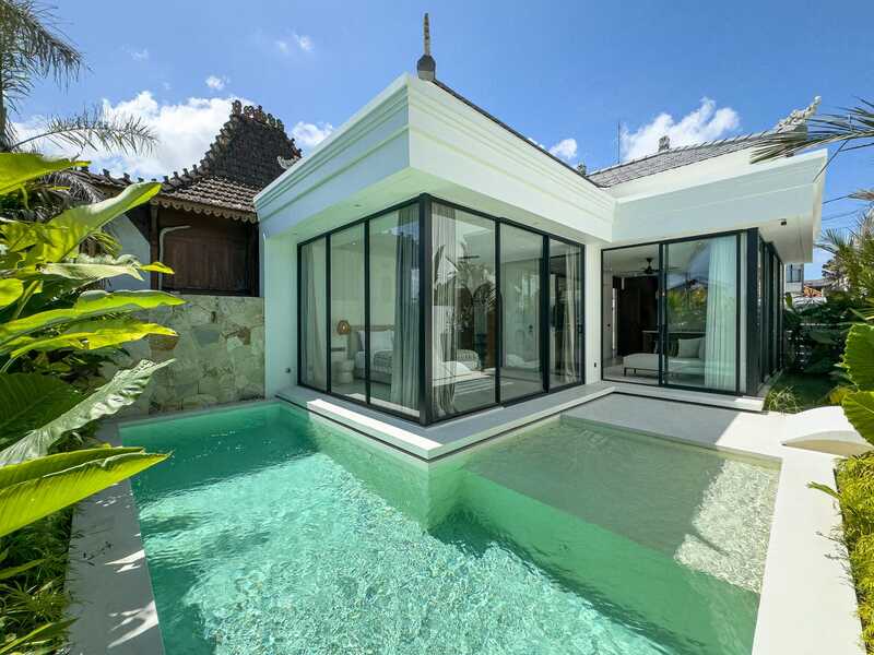 RICEFIELD VIEW 1 BEDROOM VILLA FOR SALE LEASEHOLD IN SESEH BE-1432