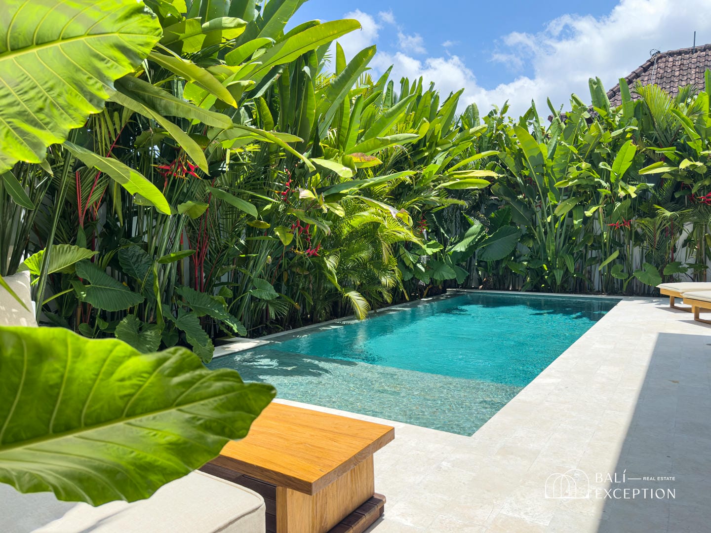 PRIME LOCATION 3 BEDROOM VILLA FOR SALE LEASEHOLD IN BABAKAN BE-1839