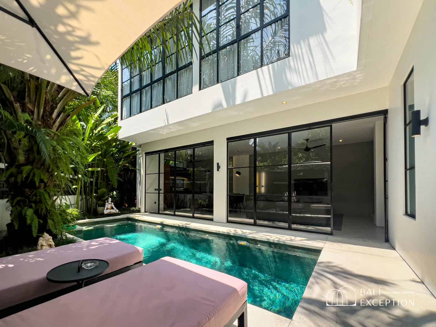 READY NOW 3 BEDROOM VILLA WITH RESIDENCE AMENITIES FOR SALE LEASEHOLD IN UMALAS BE-1710