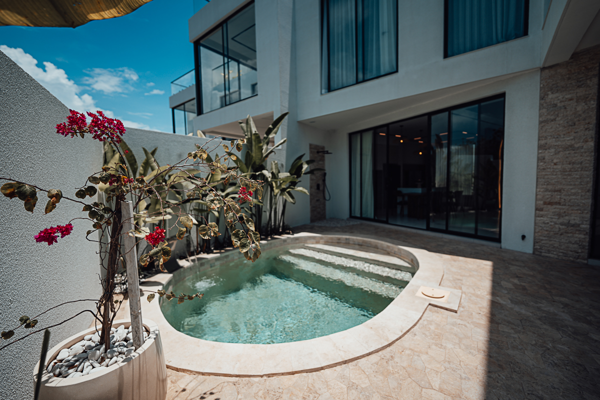 READY NOW 3 BEDROOM VILLA FOR SALE LEASEHOLD IN ULUWATU BE-1982