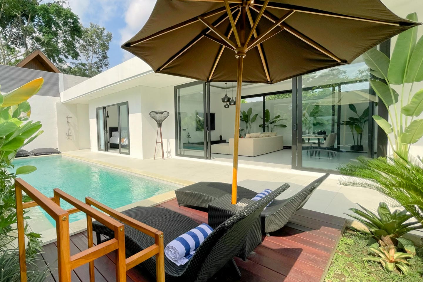 MODERN MINIMALIST 2 BEDROOM VILLA FOR SALE LEASEHOLD IN UBUD BE-2009