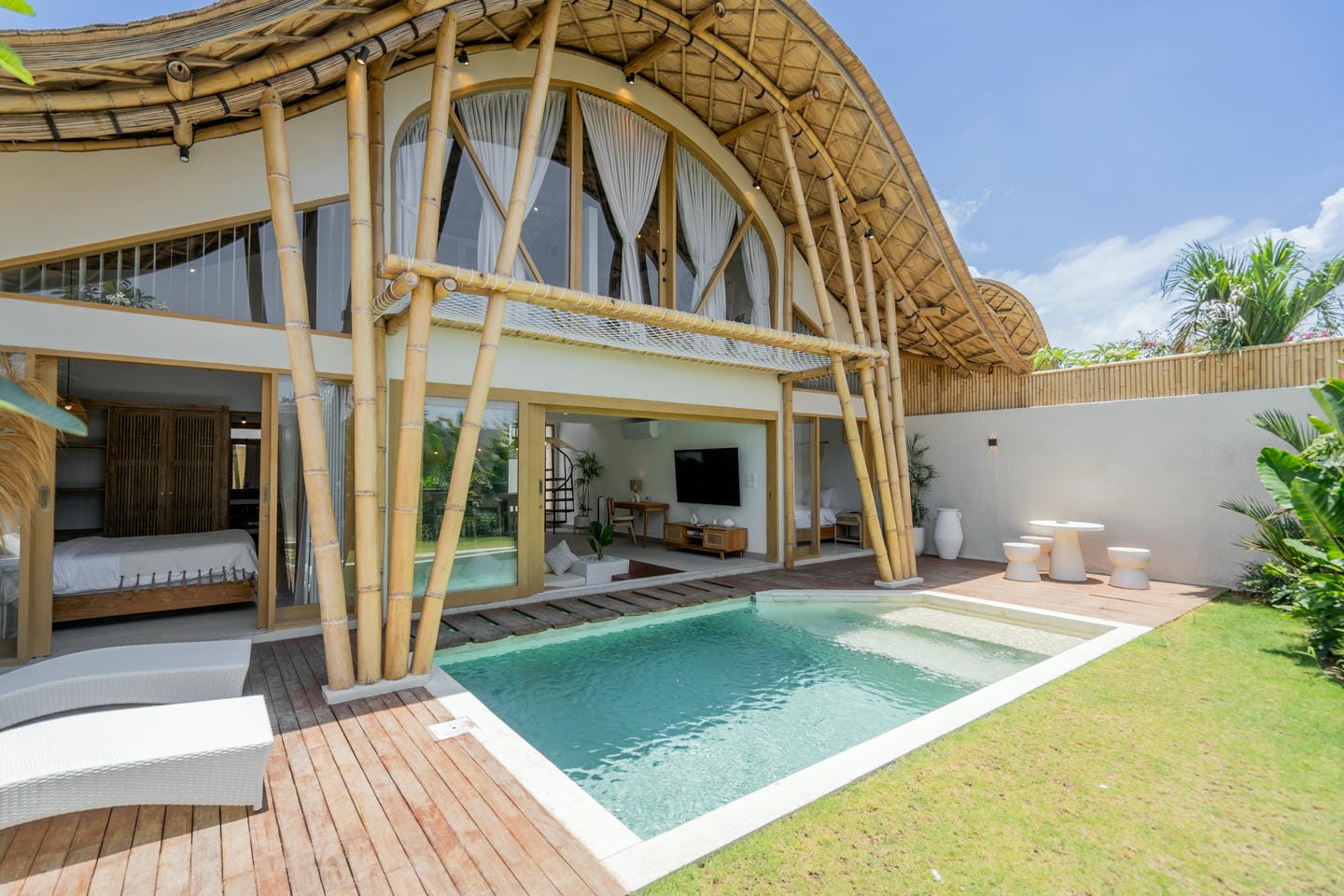 OFFPLAN 3 BEDROOM VILLA FOR SALE LEASEHOLD IN SEMER BE-2026