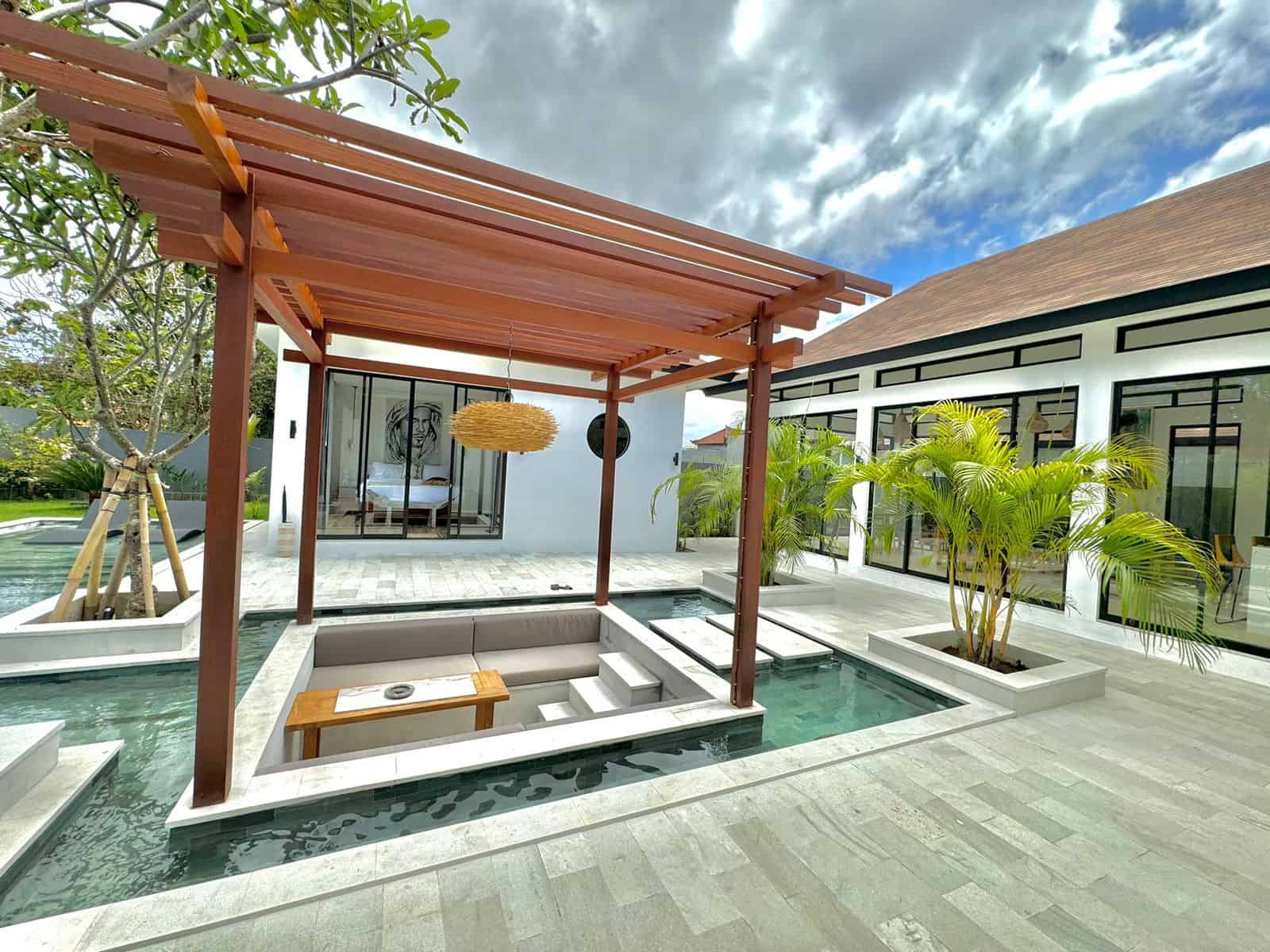 MODERN 3 BEDROOM VILLA FOR SALE LEASEHOLD IN UNGASAN BE-2189
