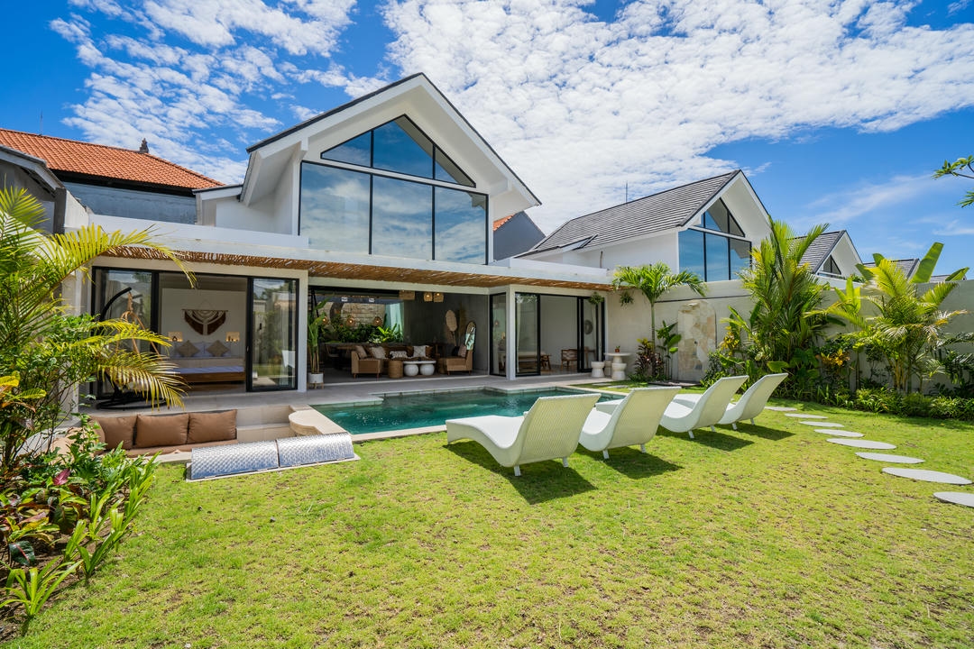 OFFPLAN 4 BEDROOM VILLA FOR SALE LEASEHOLD IN SEMER BE-2201