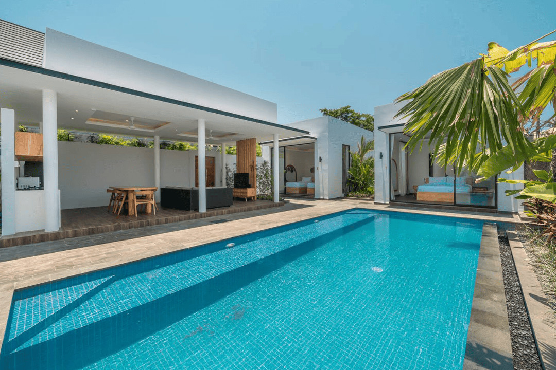 Ready Now 3 Bedroom Villa for Sale Leasehold in Seminyak Be-2359