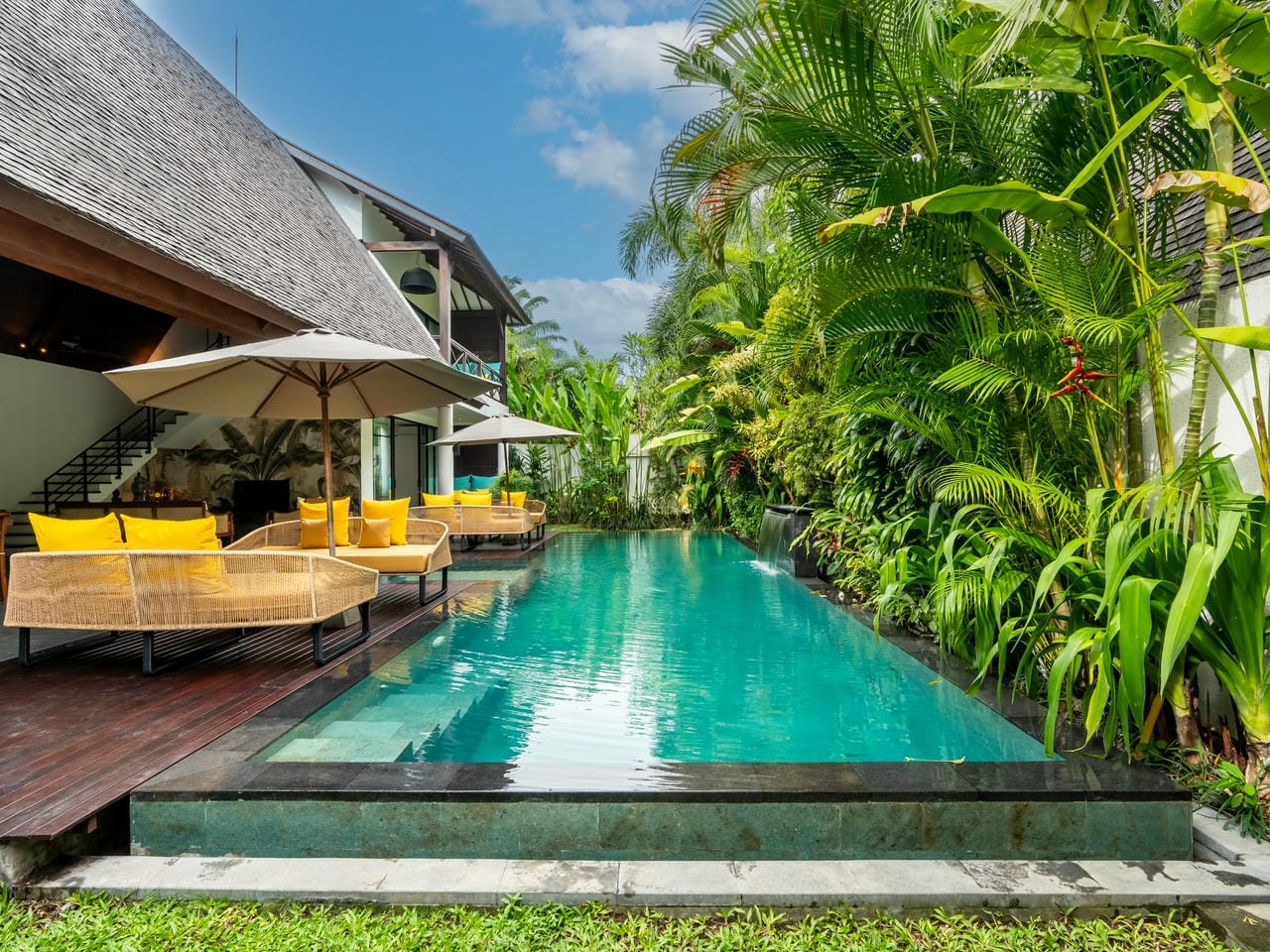 Bohemian 4 Bedroom Villa for Sale Leasehold in Pererenan Be-2537