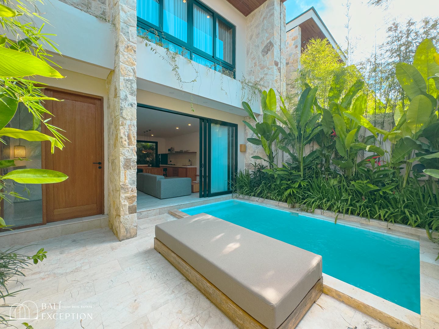READY NOW 2 BEDROOM VILLA FOR SALE LEASEHOLD IN BALANGAN BE-2539
