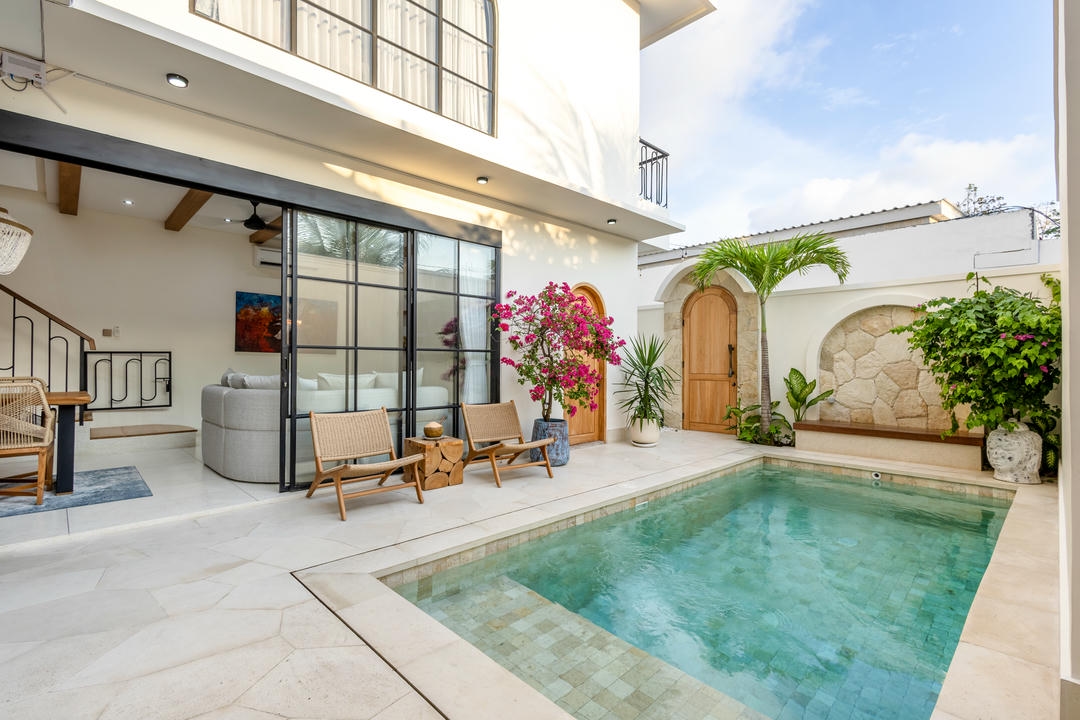 READY NOW 3 BEDROOM VILLA FOR SALE LEASEHOLD IN BALANGAN BE-2507