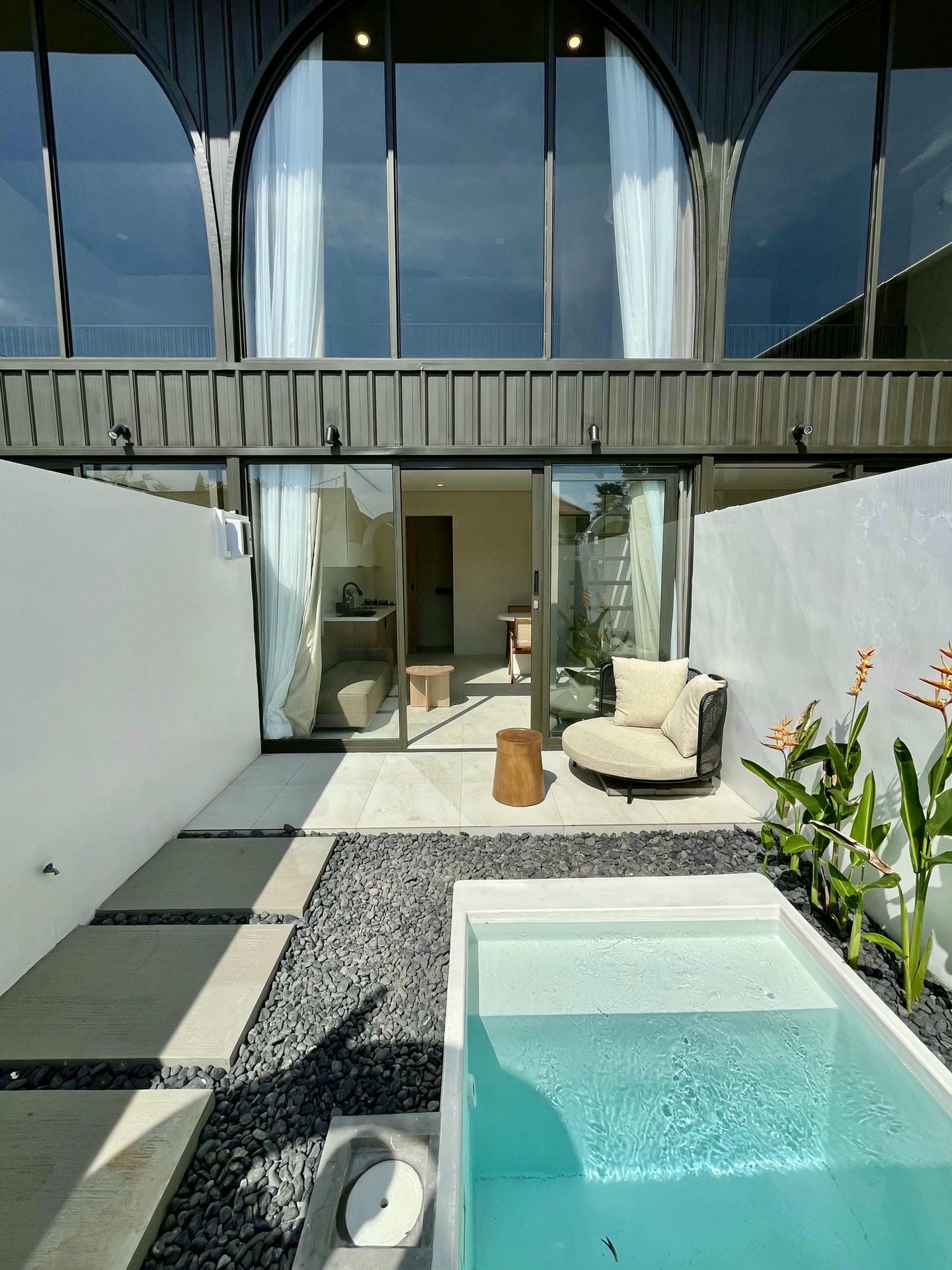 READY NOW 1 BEDROOM VILLA FOR SALE LEASEHOLD IN BABAKAN BE-2640