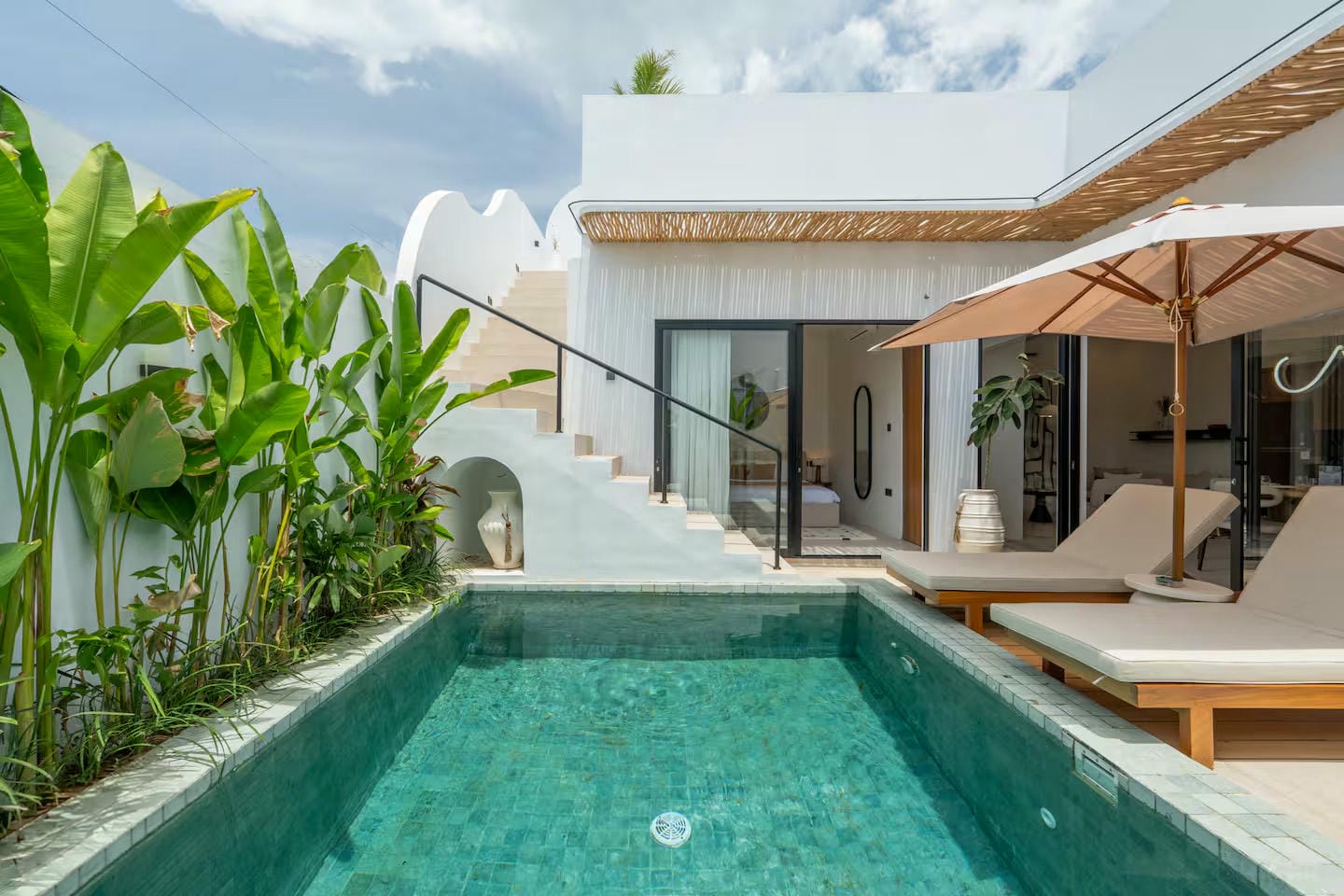 READY NOW 2 BEDROOM VILLA FOR SALE LEASEHOLD IN ULUWATU BE-2893