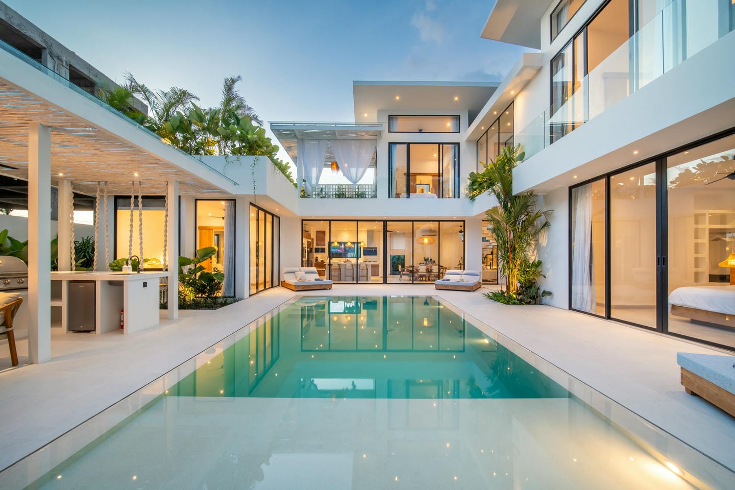 Ready Now 4 Bedroom Villa for Sale Leasehold in Umalas Be-2926