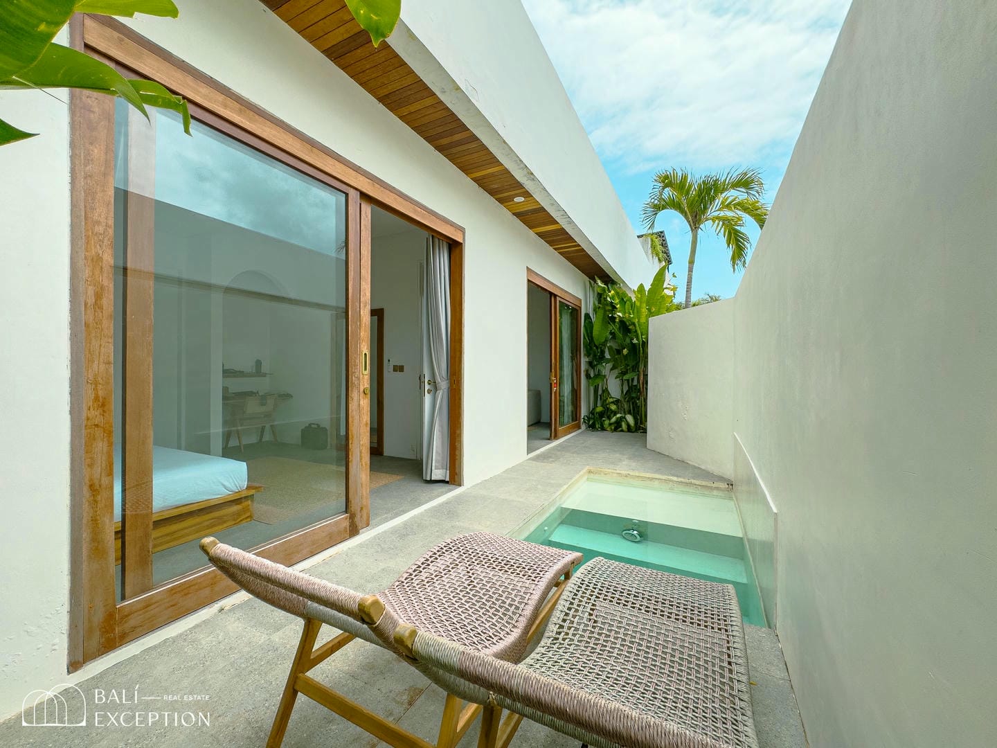 WALKING DISTANCE TO THE BEACH 1 BEDROOM VILLA FOR SALE LEASEHOLD IN NYANG-NYANG BE-2989