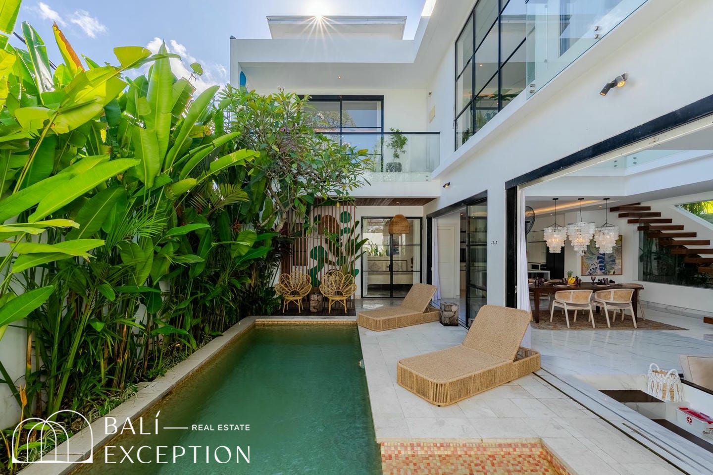 READY NOW 3 BEDROOM VILLA FOR SALE LEASEHOLD IN SEMINYAK BE-3010