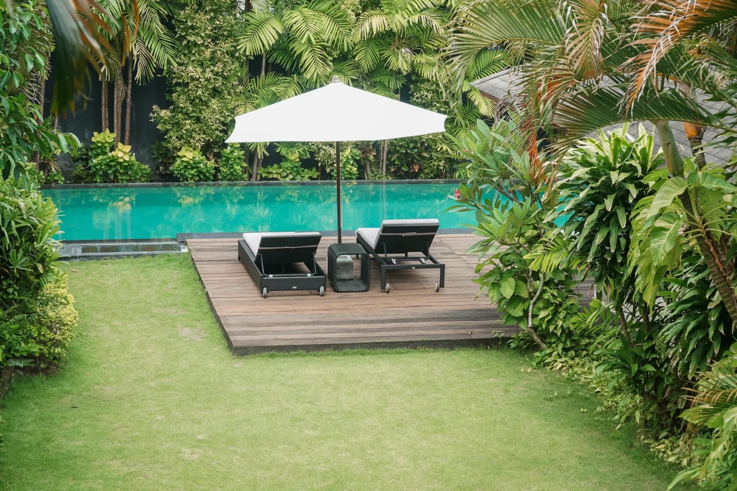 Ready Now 4 Bedroom Villa for Sale Freehold in Jimbaran Be-3014