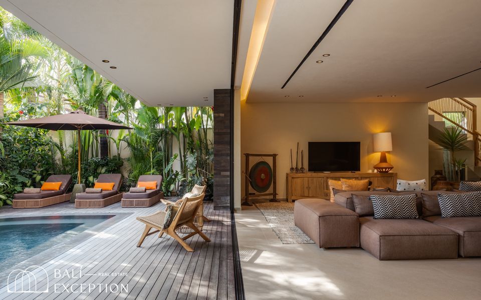 Ready Now 4 Bedroom Villa for Sale Leasehold in Berawa Be-3150