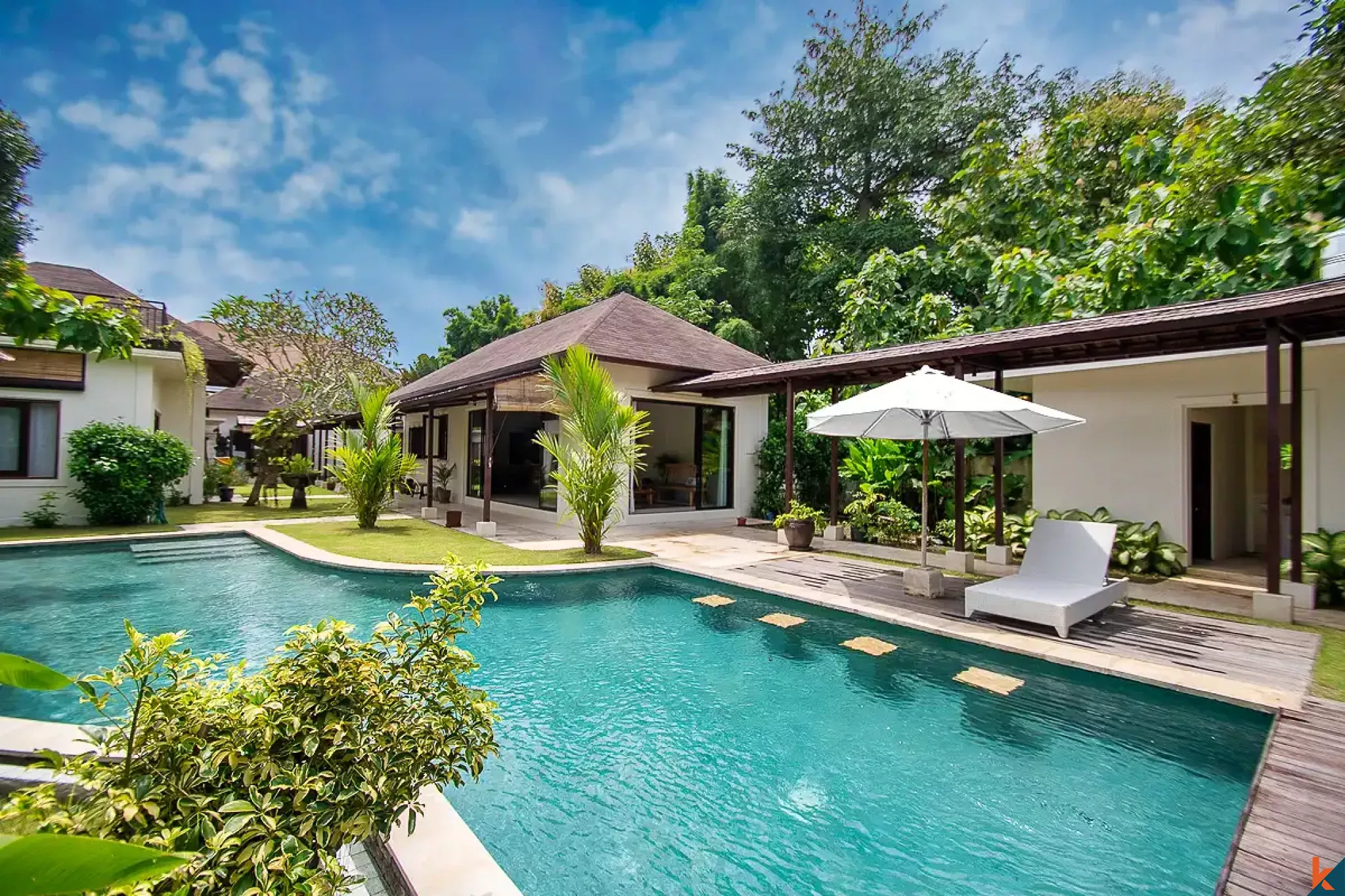 Great five bedroom freehold estate for sale in Jimbaran