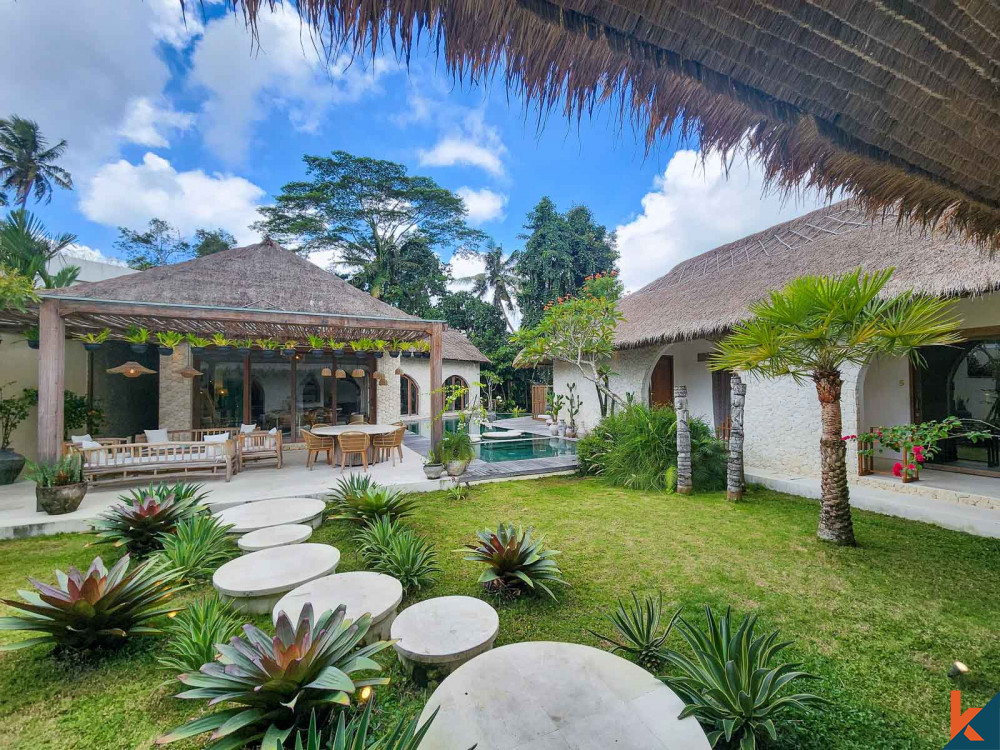 High quality tropical six bedroom leasehold estate in Ubud