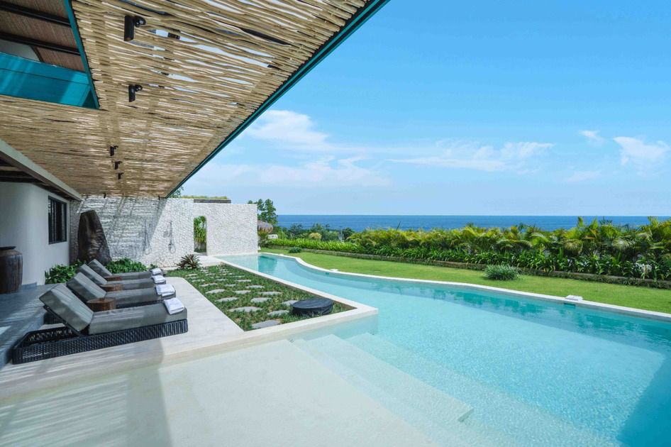 READY NOW 4 BEDROOM LUXURY VILLA FOR SALE FREEHOLD IN ULUWATU BE-2620
