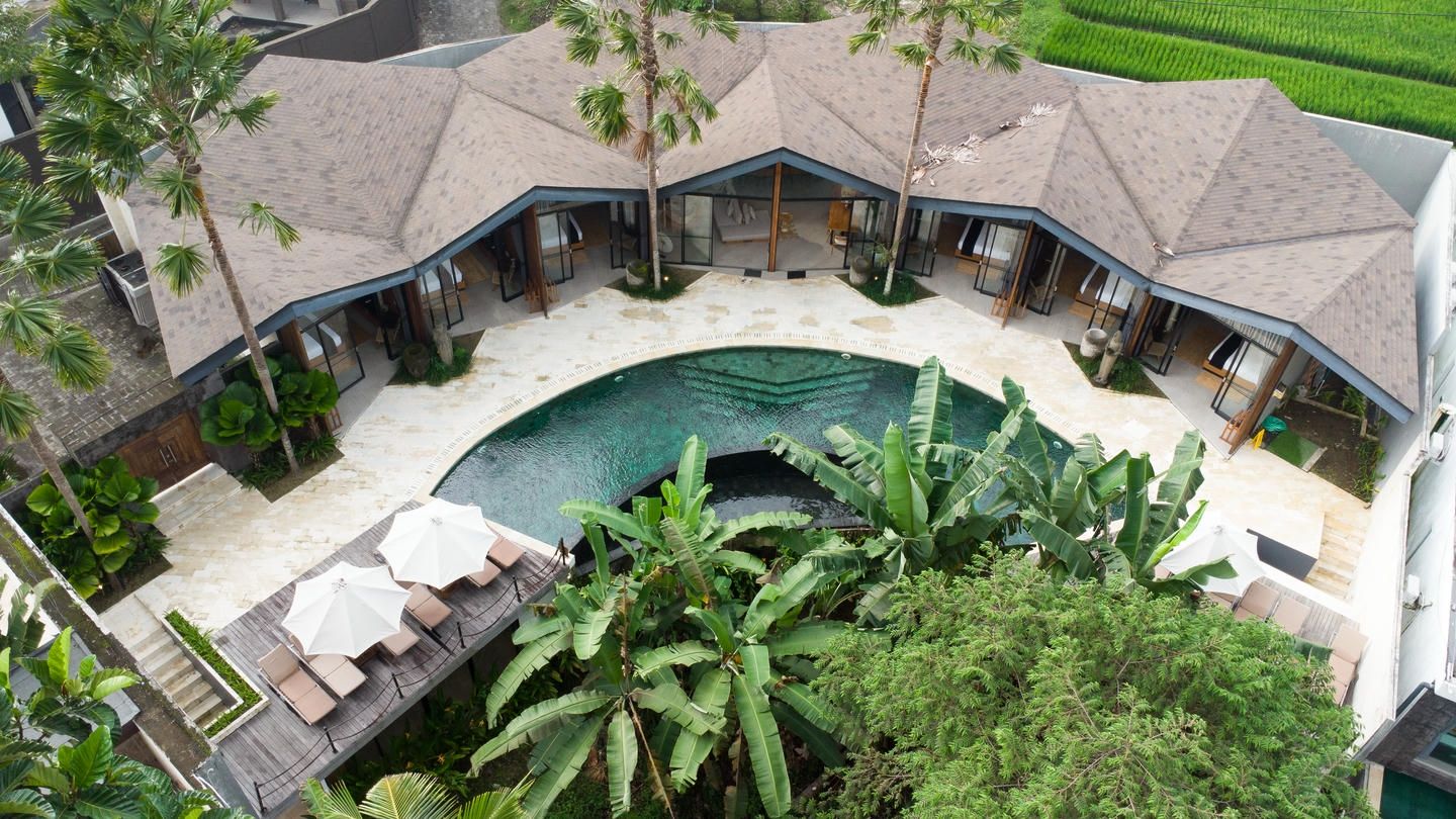 READY NOW 6 BEDROOM VILLA FOR SALE LEASEHOLD IN UBUD BE-2918