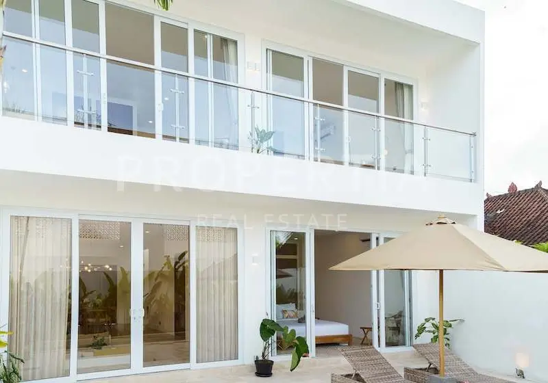 MODERN 3-BEDROOM CONTEMPORARY VILLA IN BABAKAN