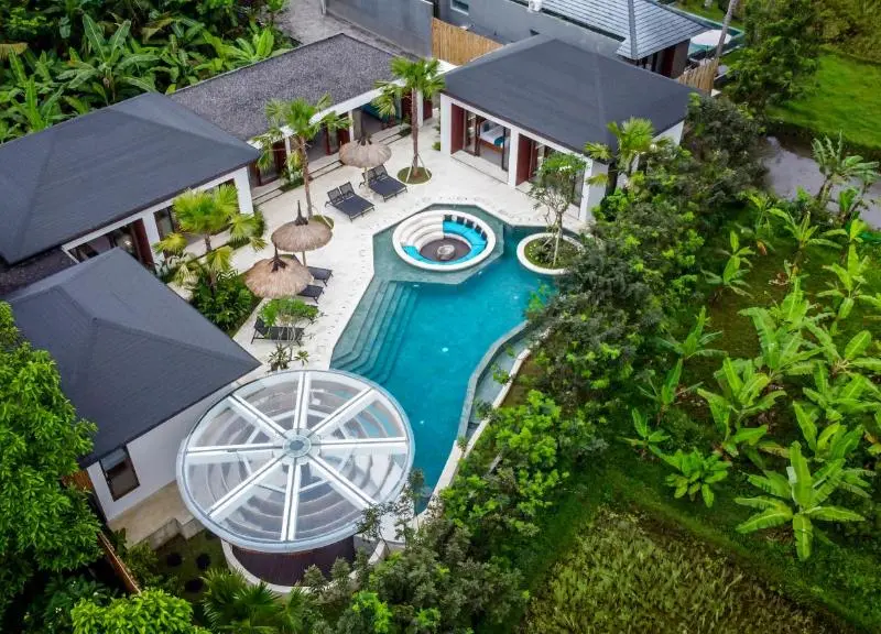 Stylish 5-Bedroom Jungle Villa in Mas, Ubud