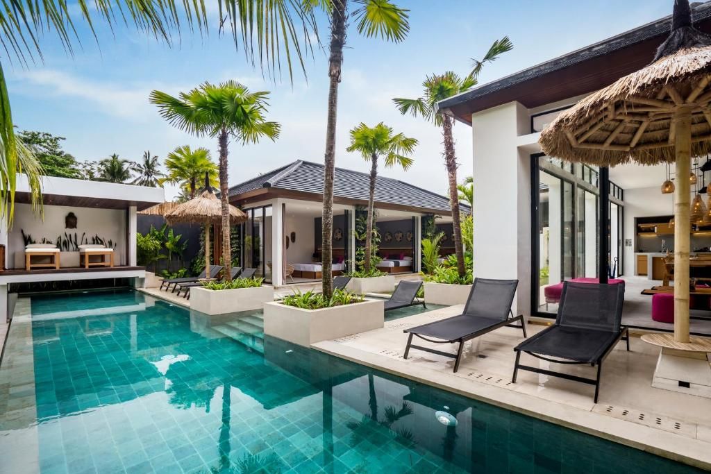 Stunning 5-Bedroom Luxury Villa Penjeng Ubud