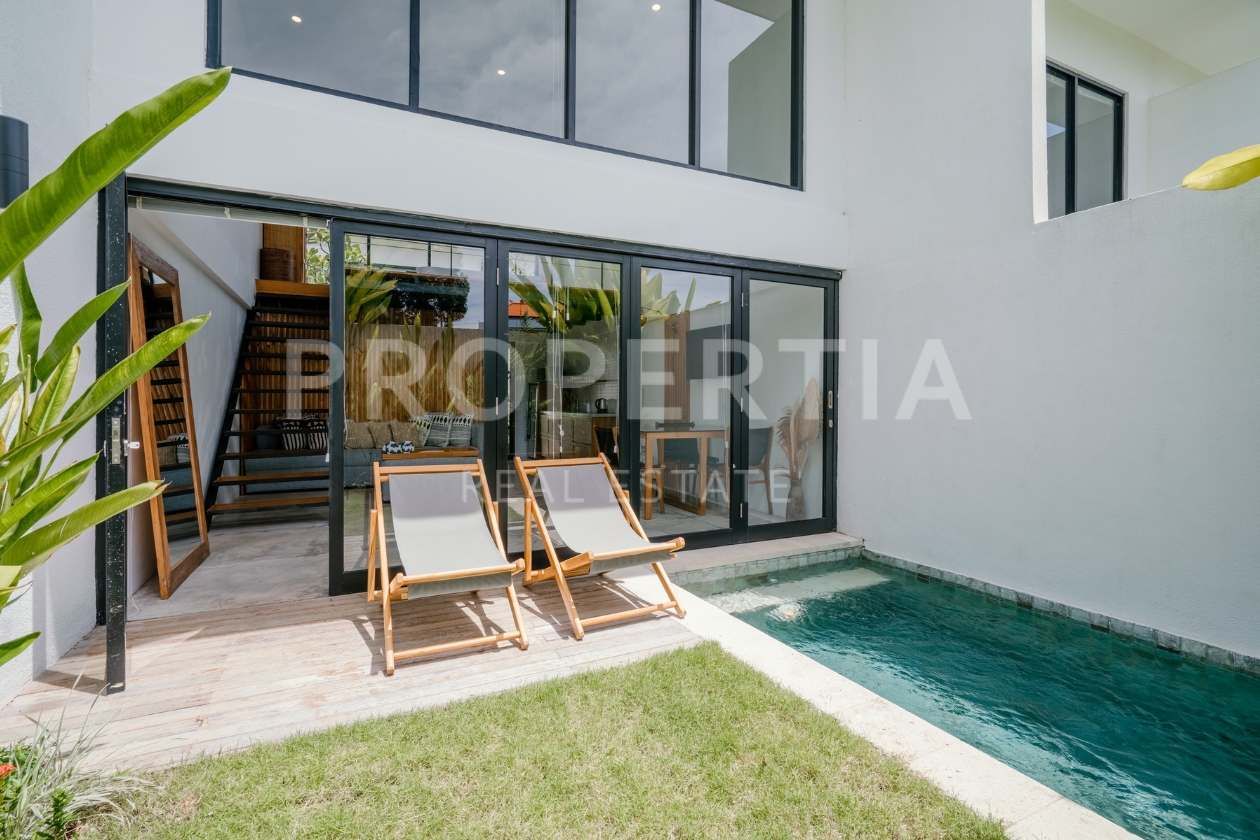 Stylish Industrial Loft Villa in Babakan