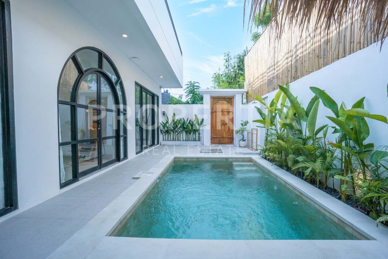 Beautiful Modern Mediterranean 2 Bedroom Villa Near Nyang Nyang Beach