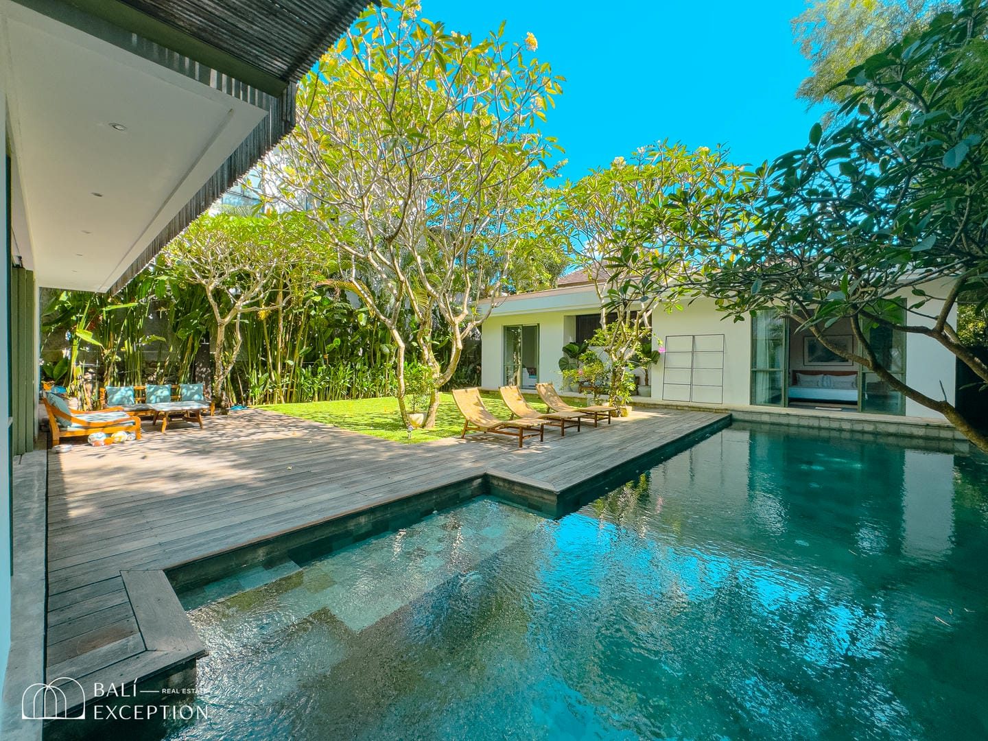 Ready Now 4 Bedroom Villa for Sale Freehold in Tumbak Bayuh Be-2984