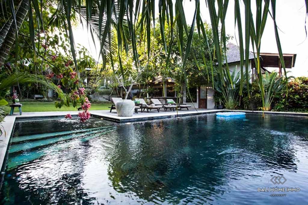 5 Bedroom Villa for Sale Batu Bolong - Canggu - VB179