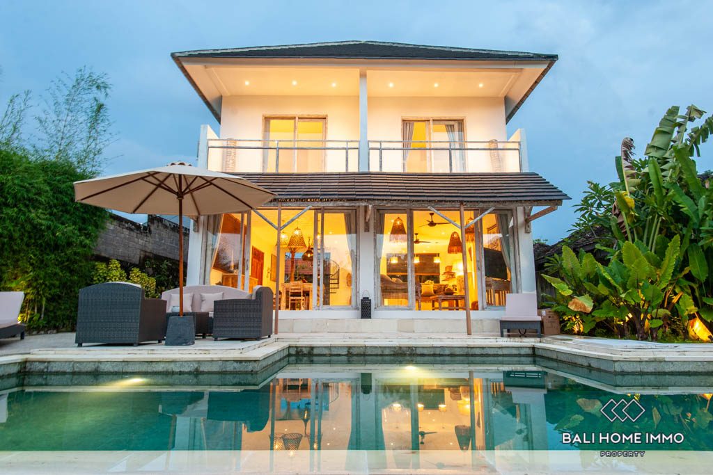 4 Bedroom Villa for Sale Leasehold in Umalas - YA345