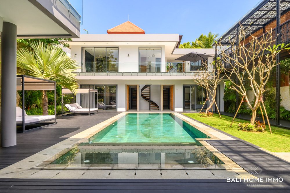 3 Bedroom Luxury Villa for Sale Freehold in Bali Uluwatu - RF2681