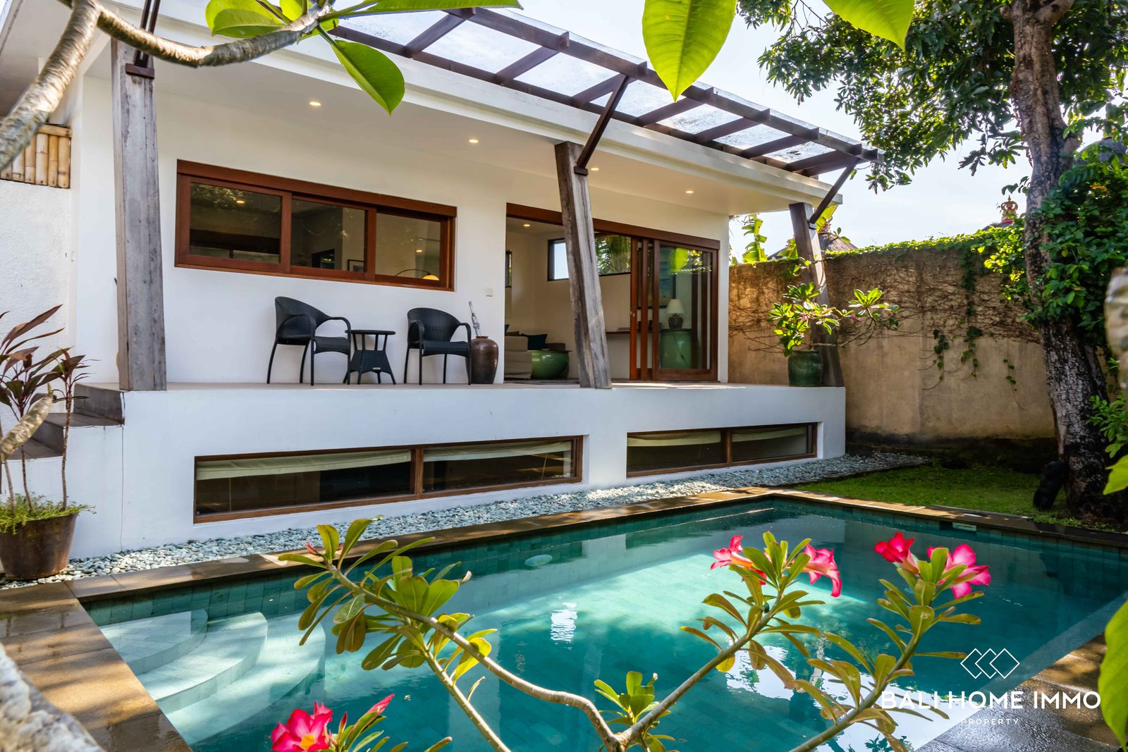 Two Villas for Sale Leasehold in Bali Umalas near international school - RF33