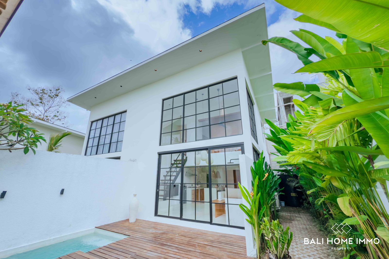 Modern 1 Bedroom Loft For Sale Leasehold in Balangan Bali - RF2904B
