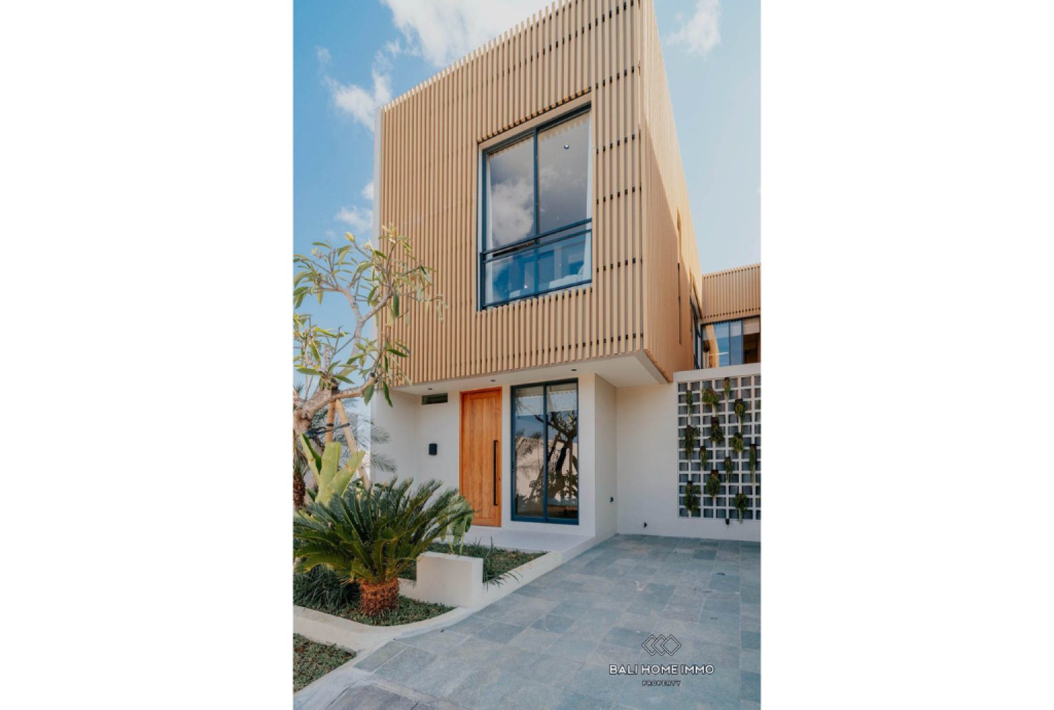 Off Plan 2 Bedrooms Villa for Sale Freehold in Bali Near Jimbaran Beach - Fm041