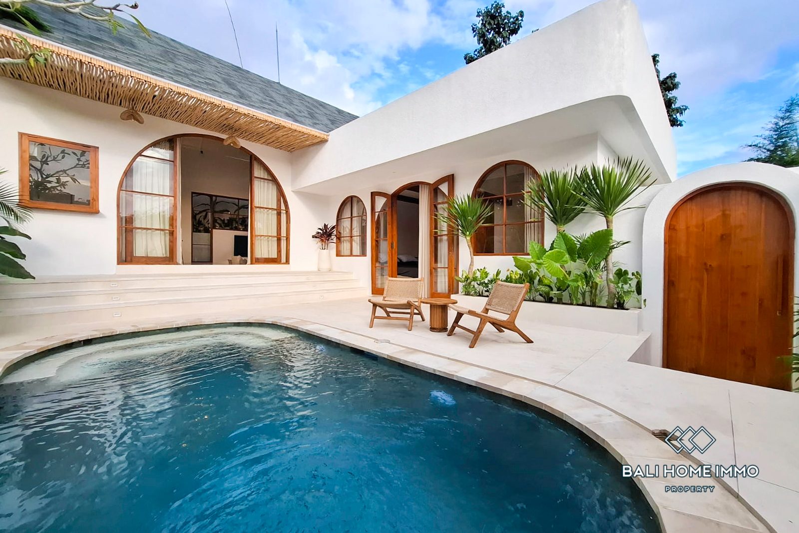 Brand New 2 Bedroom Tropical Villa for Sale near Nunggalan Beach - RF4821