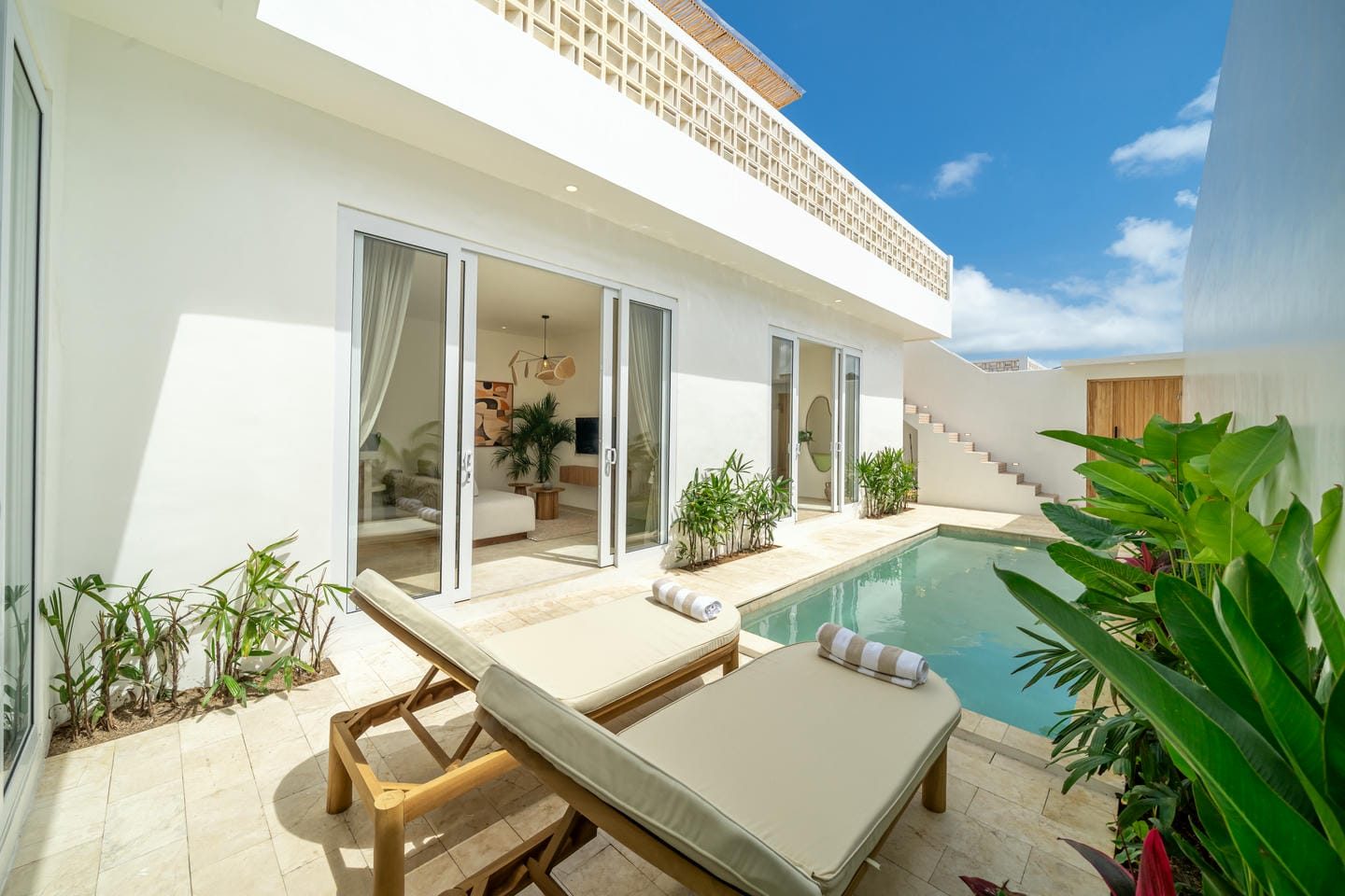 Ready Now 2 Bedroom Villa for Sale Leasehold in Melasti Beach Be-1000