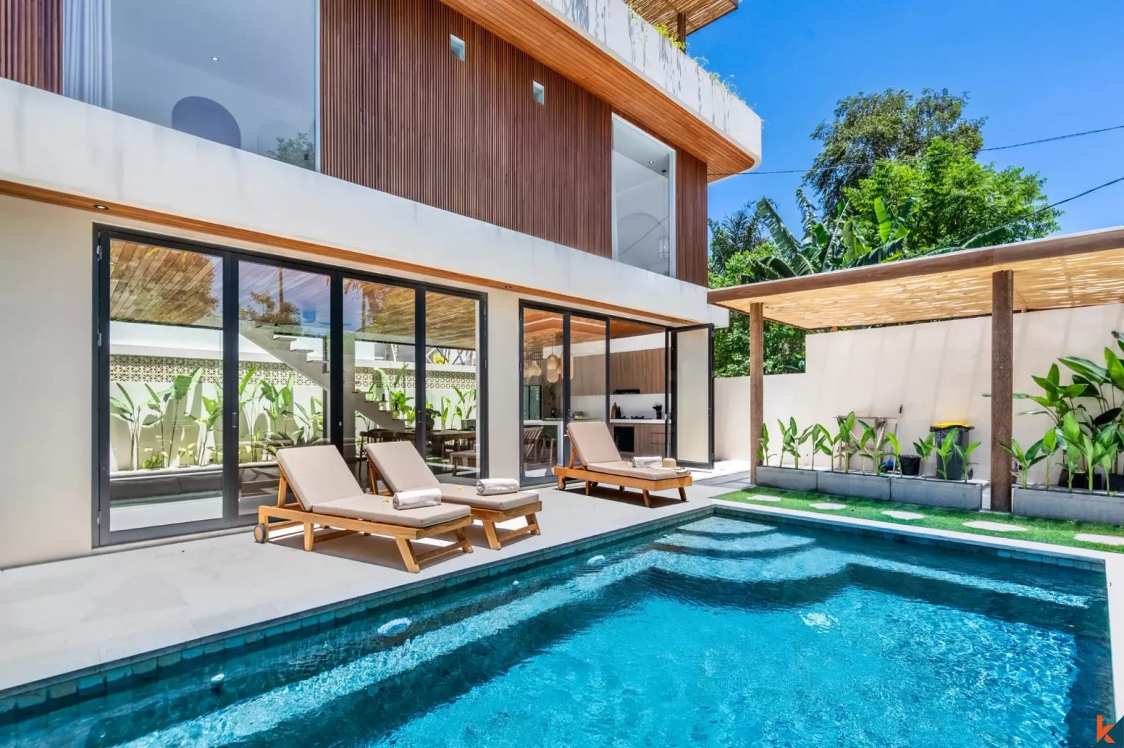 Elegant Four Bedroom Tropical Property for Lease in Sanur