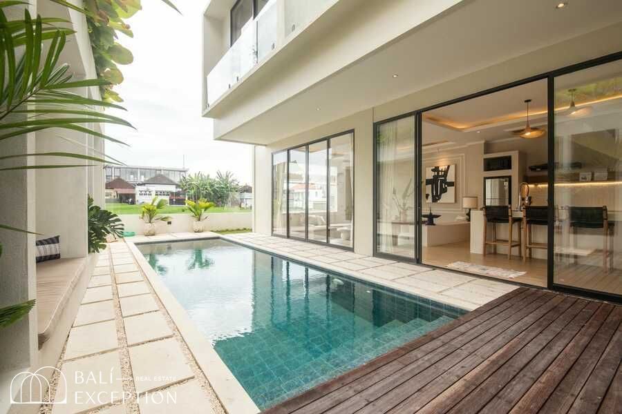 Ricefield View 4 Bedroom Villa for Sale Leasehold in Berawa Be-3075