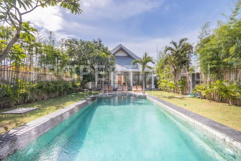 Beautiful Freehold Family Home