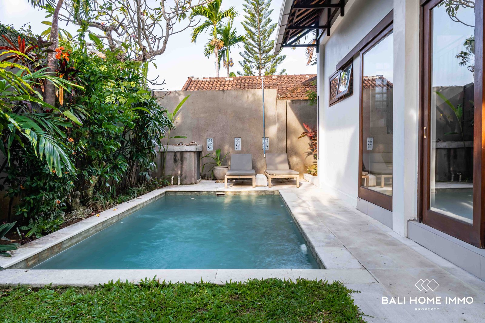 3 Bedroom Villa For Sale and Rental in Bali Berawa - VB100
