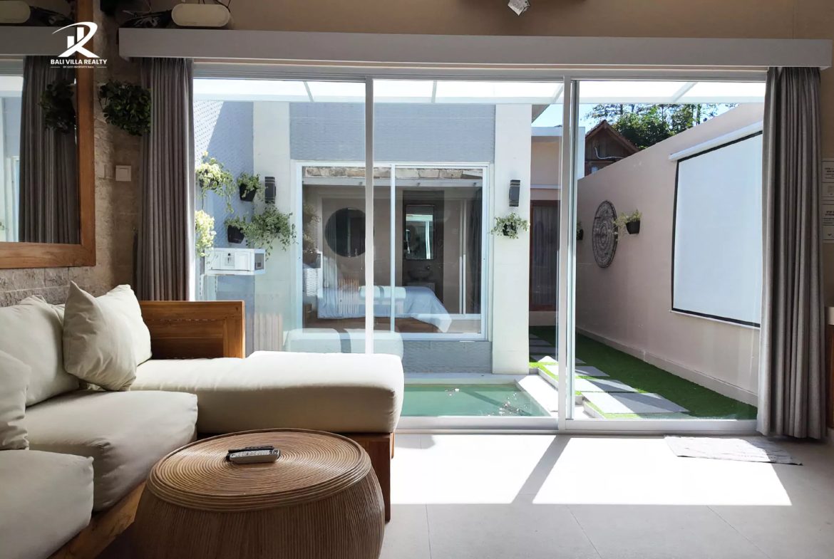Stunning 2 bedroooms Villa For Sale Freehold in Uluwatu, Bali