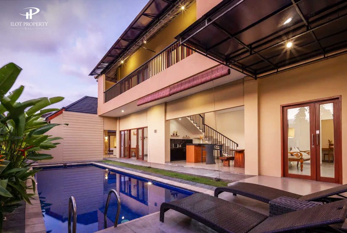 Magnificent Luxury 7-Bedroom Villa for Sale Freehold in Petitenget, Seminyak