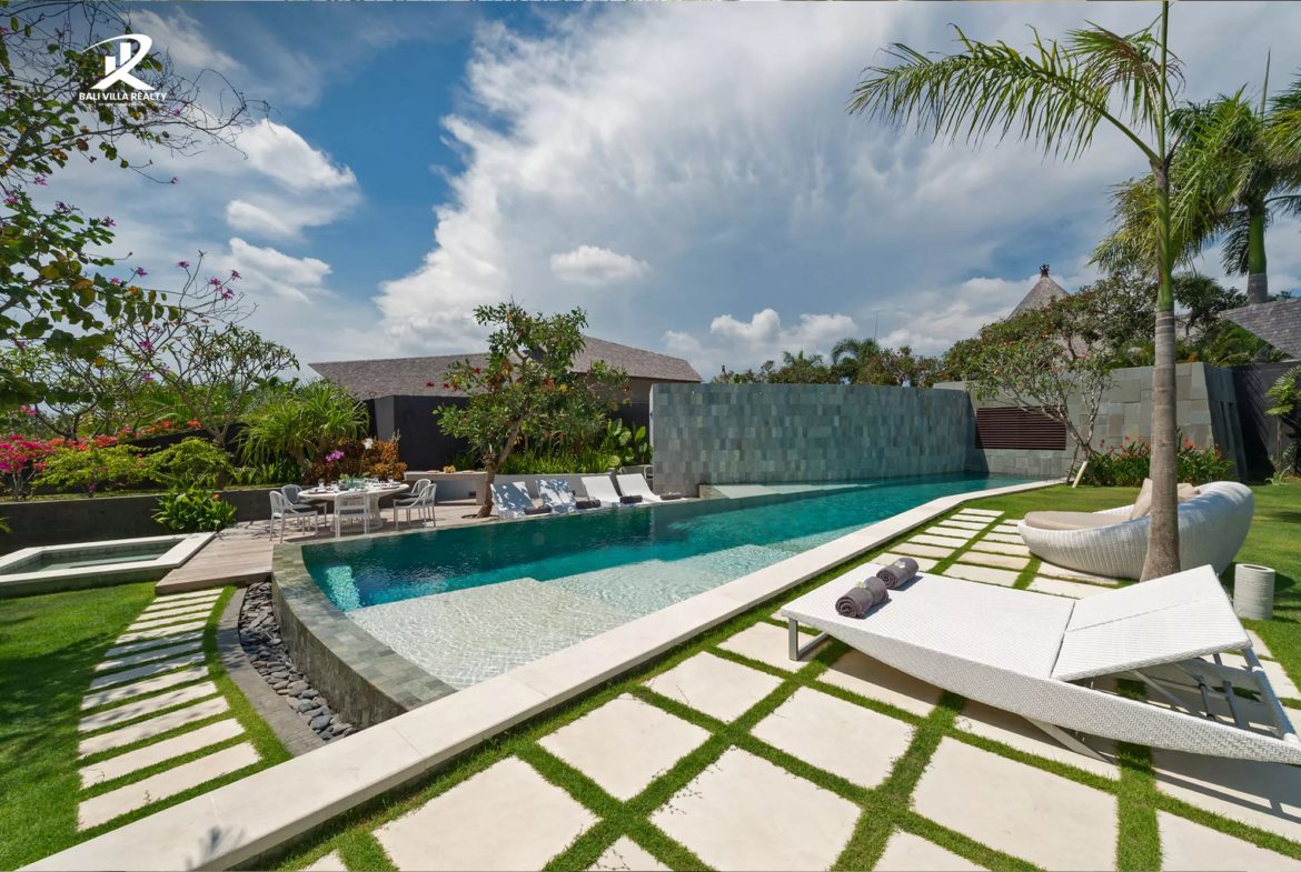 The Oasis 4 Bedrooms Villa for Sale Leasehold in Seminyak: Spacious Retreat with Pool & Garden