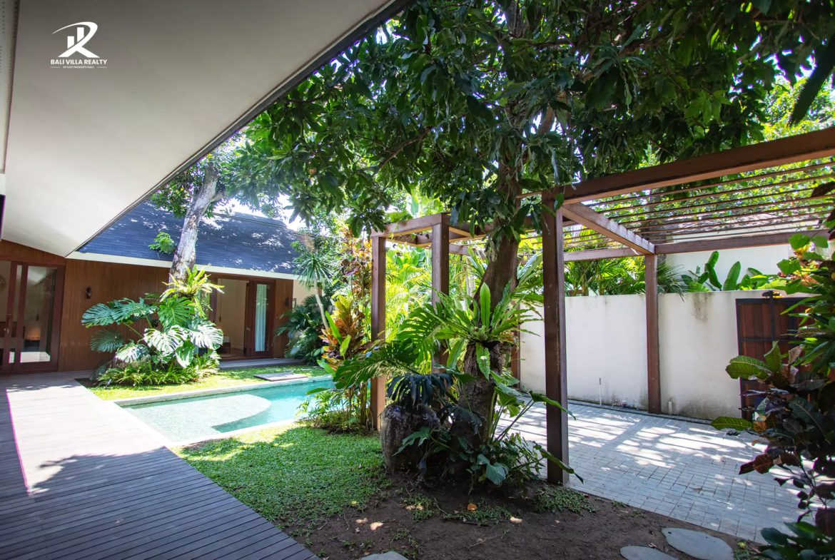 Modern Tropical 3 Bedroom Villa For Sale Leasehold in Sanur Bali
