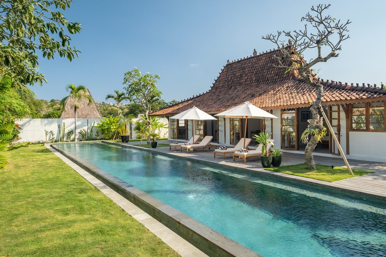5 bedroom retreat villa Bingin