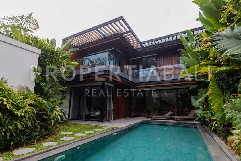 Industrial Inspired Family Villa in Pererenan